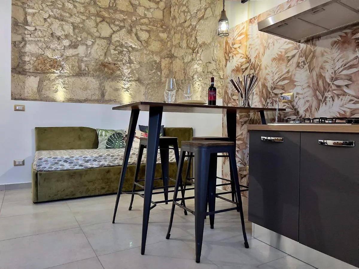 Dimora Diaz 23A Apartment Syracuse 0*,  Italy